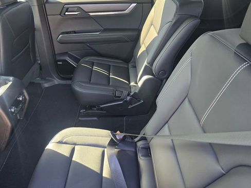 New 2026 GMC Acadia Elevation image 10