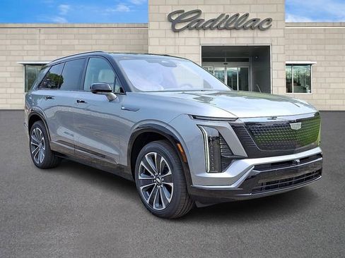 New 2026 Cadillac Vistiq Luxury w/ LPO, Floor Liner Package AWD/4WD image 2