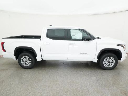 New 2026 Toyota Tundra SR5 AWD/4WD image 19