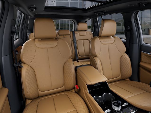 New 2026 Jeep Grand Cherokee Summit AWD/4WD image 17