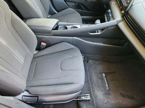 New 2026 Hyundai Elantra SEL Sport image 10