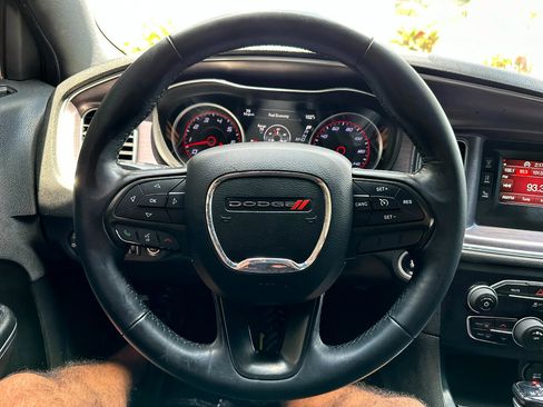 Used 2017 Dodge Charger SE image 30