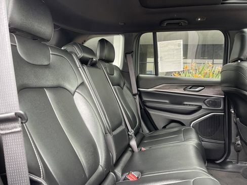 Used 2024 Jeep Grand Cherokee Limited 4xe AWD/4WD image 29