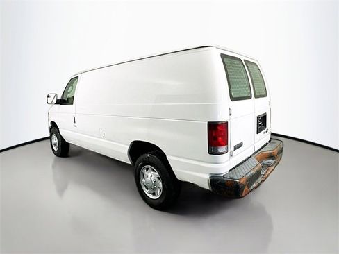 Used 2010 Ford E-350 and Econoline 350 Super Duty image 5