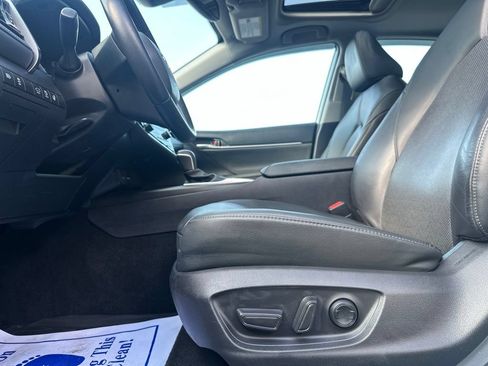 Certified 2022 Toyota Camry XLE w/ Navigation Upgrade Package FWD image 25