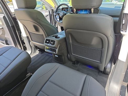 New 2026 Mercedes-Benz GLS 450 4MATIC image 11