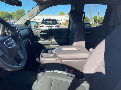 New 2026 GMC Sierra 1500 Pro w/ Graphite Edition image 11