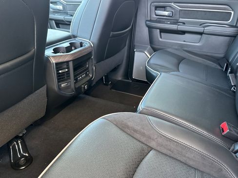 New 2026 RAM 2500 Laramie AWD/4WD image 11