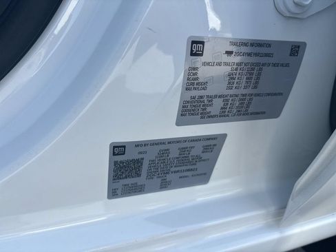 Certified 2024 Chevrolet Silverado 2500 Custom w/ Custom Value Package AWD/4WD image 32