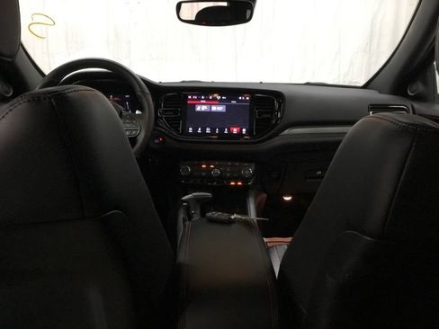 Used 2025 Dodge Durango GT AWD/4WD image 31