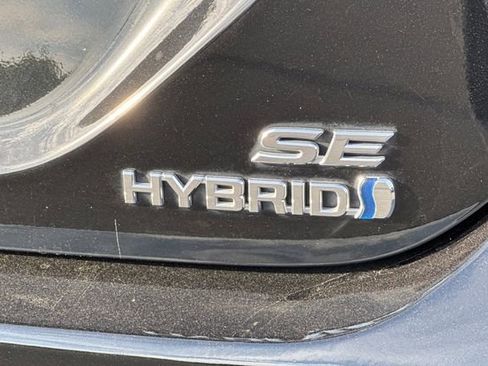 Used 2022 Toyota Camry SE image 33