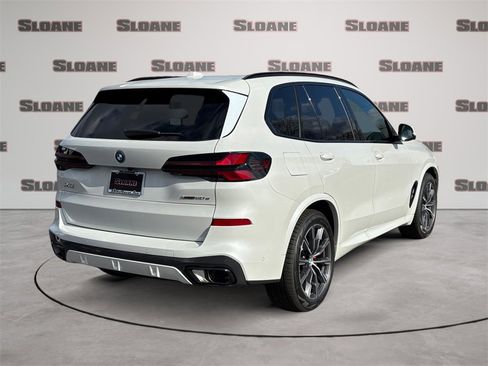 New 2026 BMW X5 xDrive50e image 5