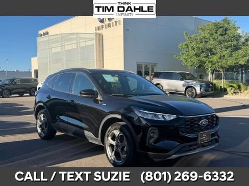 Used 2025 Ford Escape ST-Line Select AWD/4WD image 1