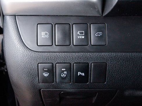 Used 2017 Toyota Highlander Limited image 14