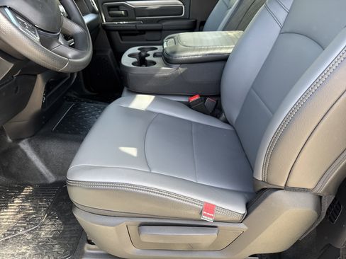 New 2026 RAM 4500 Tradesman AWD/4WD image 9