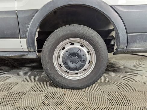Used 2019 Ford Transit 250 Base image 12