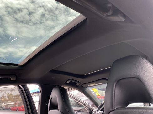 Used 2018 Porsche Panamera 4 AWD/4WD image 20