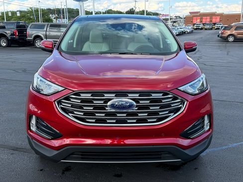 Used 2023 Ford Edge Titanium w/ Class II Trailer Tow Package AWD/4WD image 9