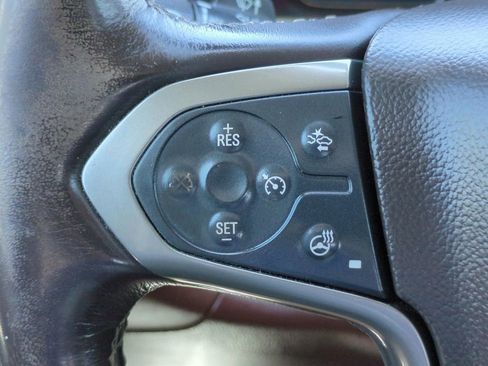 Used 2018 Chevrolet Silverado 1500 High Country RWD image 13