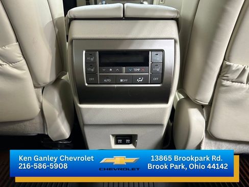 Used 2021 Lexus GX 460 Premium w/ Premium Package AWD/4WD image 25