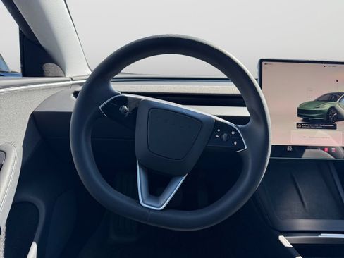 Used 2024 Tesla Model 3 Long Range RWD image 11