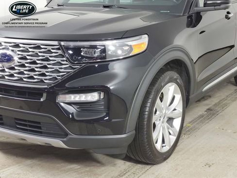Certified 2023 Ford Explorer Platinum w/ Technology Package image 9
