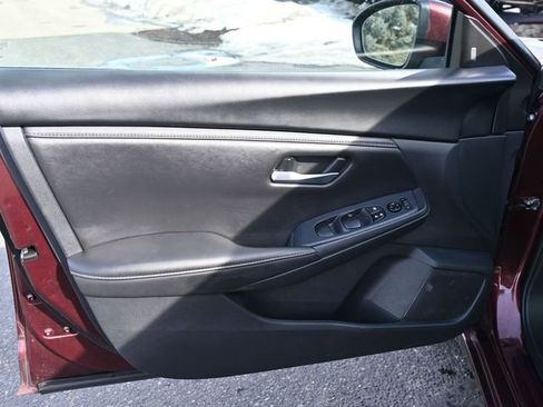 Used 2024 Nissan Sentra SV image 18