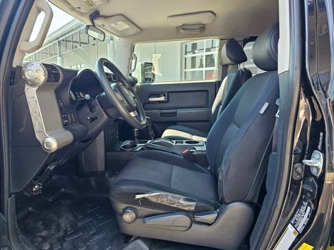 Used 2008 Toyota FJ Cruiser 4WD image 15