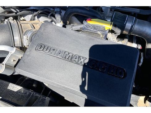 Used 2020 Chevrolet Silverado 3500 LTZ w/ LTZ Premium Package AWD/4WD image 33