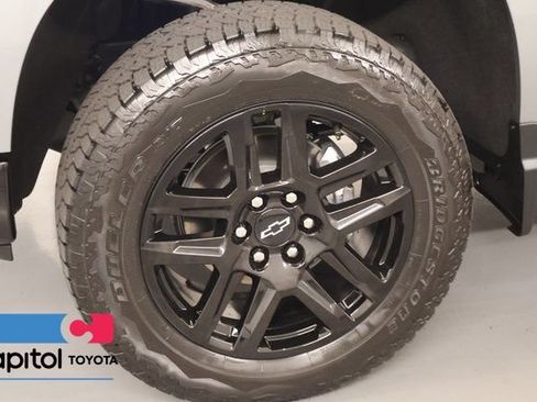 Used 2026 Chevrolet Silverado 1500 LT Trail Boss w/ LT Trail Boss Premium Package AWD/4WD image 7