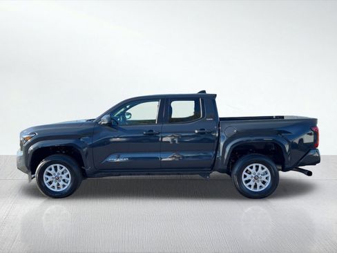 Certified 2025 Toyota Tacoma SR5 image 4