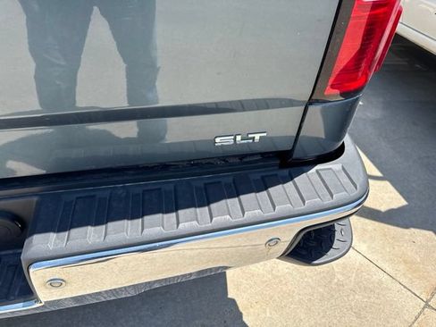 Used 2014 GMC Sierra 1500 SLT w/ SLT Preferred Package AWD/4WD image 5