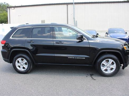 Used 2014 Jeep Grand Cherokee Laredo w/ Quick Order Package 23E AWD/4WD image 8