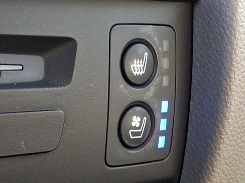 Used 2019 Honda Pilot Elite image 25