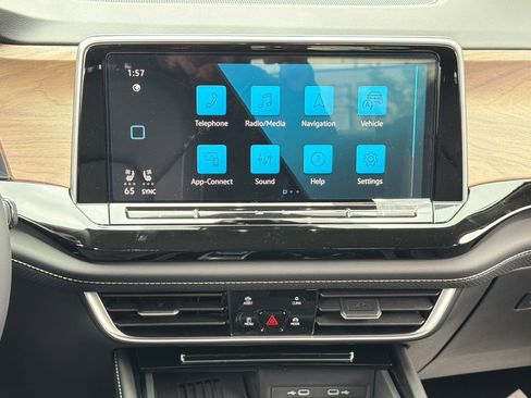 New 2026 Volkswagen Atlas SE AWD/4WD image 15
