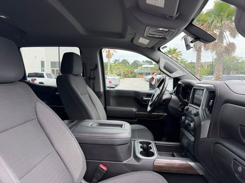 Used 2021 Chevrolet Silverado 1500 RST AWD/4WD image 16