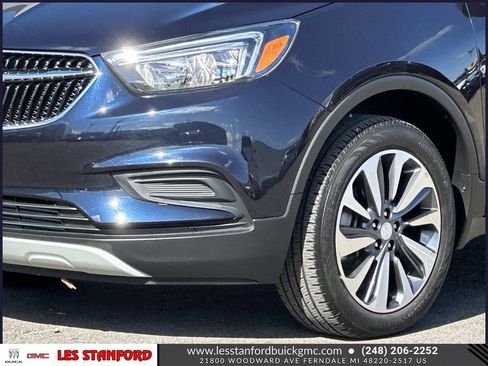 Used 2022 Buick Encore Preferred w/ Safety Package AWD/4WD image 9