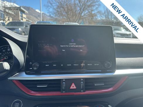 Used 2024 Kia Forte GT-Line w/ GT-Line Premium Package image 20