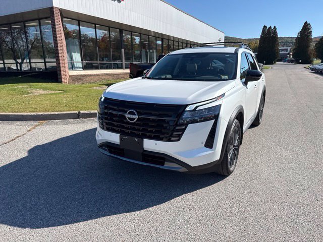 New 2026 Nissan Pathfinder SL AWD/4WD image 4