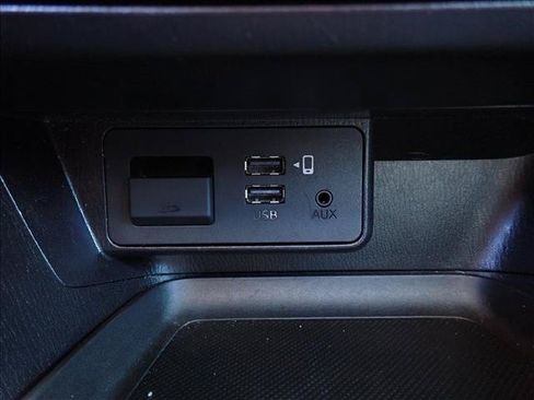 Used 2018 MAZDA MAZDA3 Touring FWD image 20