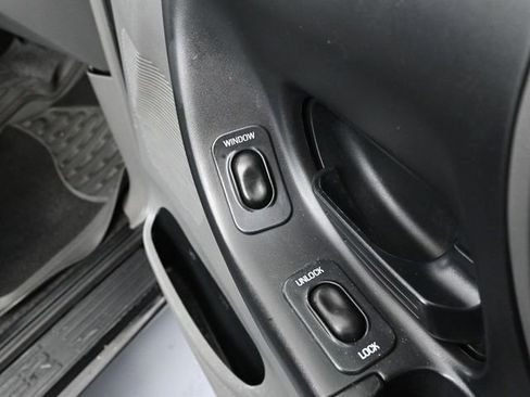 Used 2004 Ford Ranger XLT image 31