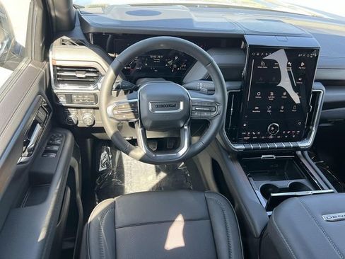 New 2026 GMC Yukon XL Denali w/ Sun & Power Step Package image 10