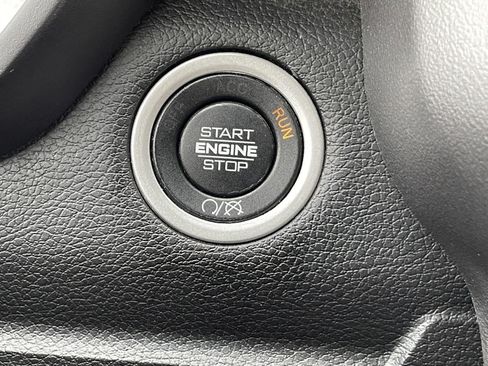 Certified 2024 RAM 2500 Big Horn AWD/4WD image 26