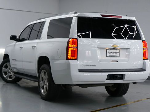 Used 2020 Chevrolet Suburban LT w/ Max Trailering Package image 4