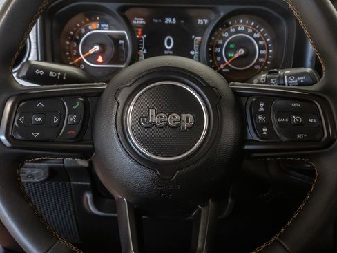 Used 2024 Jeep Wrangler Unlimited Sport AWD/4WD image 17