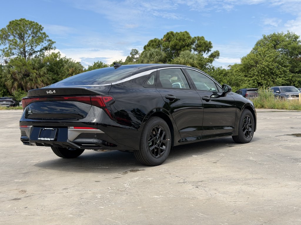 New 2026 Kia K5 LXS FWD image 4