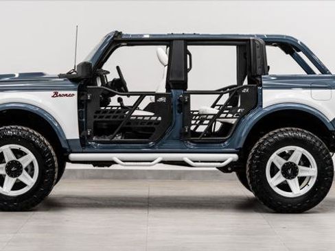 Used 2025 Ford Bronco 4-Door image 27