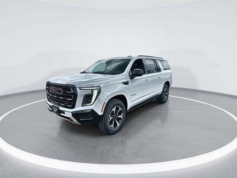New 2026 GMC Yukon XL AT4 w/ AT4 Premium Plus Package AWD/4WD image 4