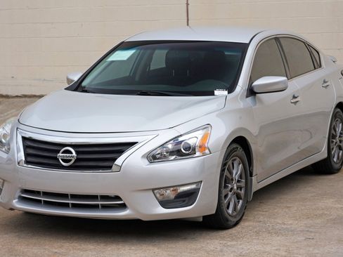 Used 2015 Nissan Altima 2.5 S w/ Special Edition Package FWD image 42