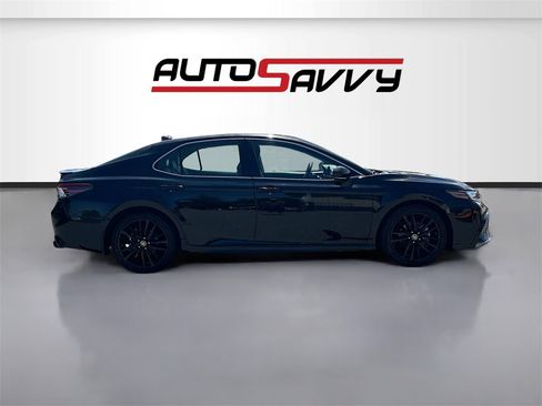 Used 2024 Toyota Camry XSE image 8